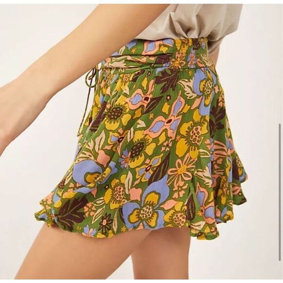 NWT FREE PEOPLE “Ellie Mini Skort”, $88 Sm E9 - Picture 4 of 7